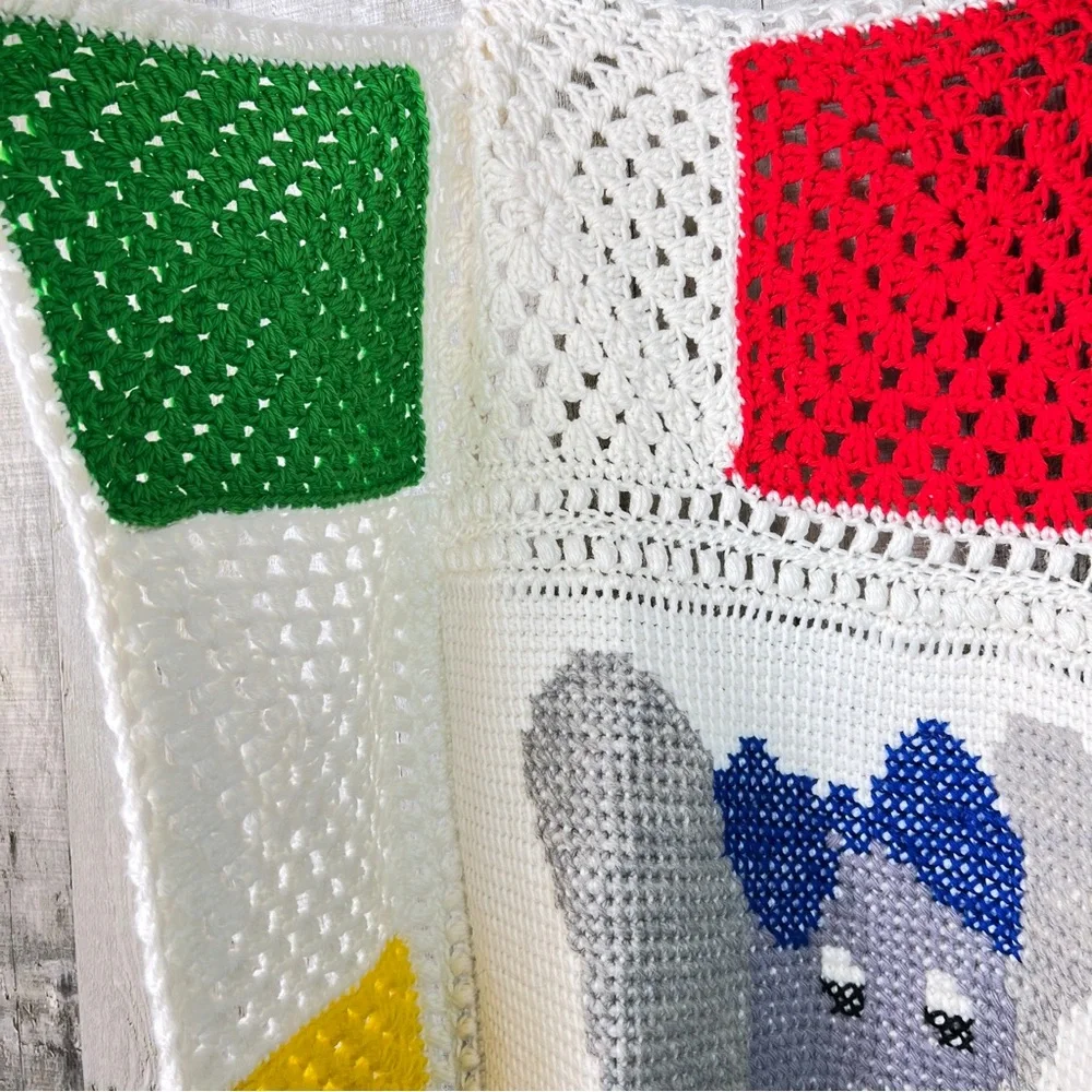 Vintage Elephant Crochet Blanket Color Blocks Red Yellow Gray Green Blue & White